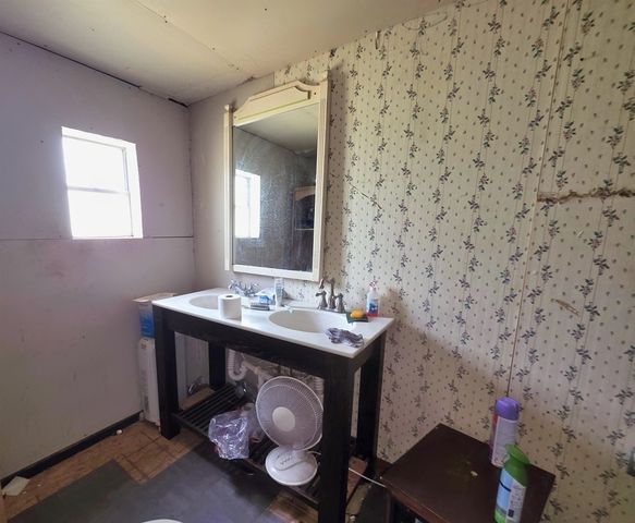 7326 SE Farm Road, Lee, FL 32059