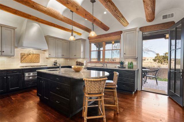 7 Calle Venado, Santa Fe, NM 87506