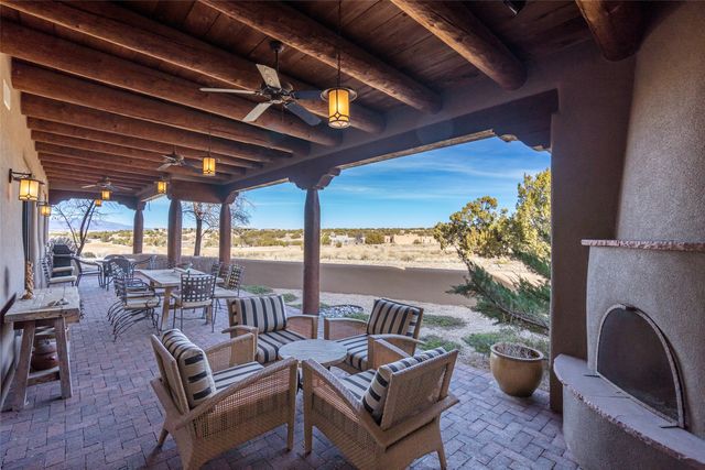 7 Calle Venado, Santa Fe, NM 87506