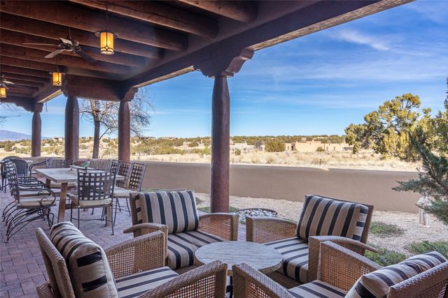 7 Calle Venado, Santa Fe, NM 87506