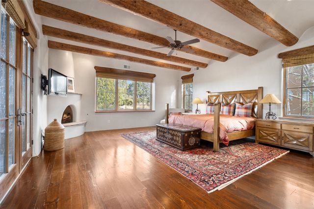 7 Calle Venado, Santa Fe, NM 87506