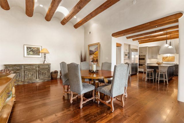 7 Calle Venado, Santa Fe, NM 87506