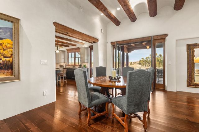 7 Calle Venado, Santa Fe, NM 87506