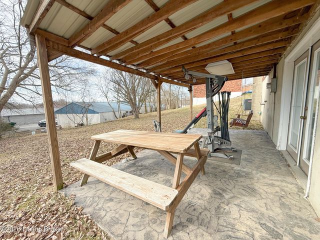 506 Alexander Dr, Leitchfield, KY 42754