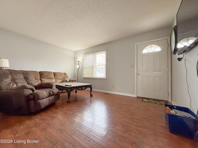 506 Alexander Dr, Leitchfield, KY 42754