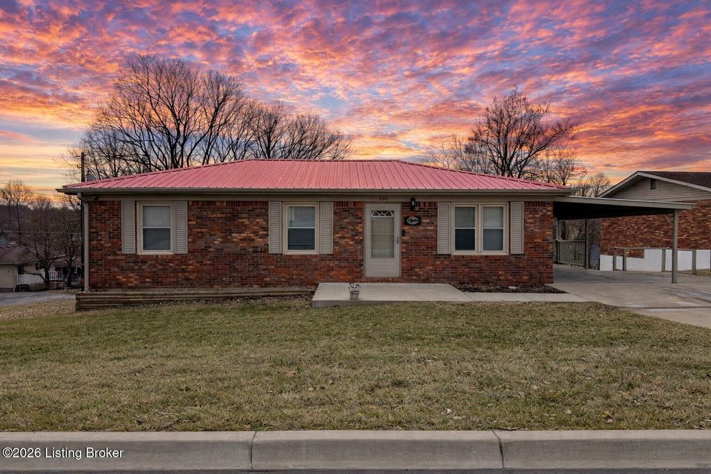 506 Alexander Dr, Leitchfield, KY 42754