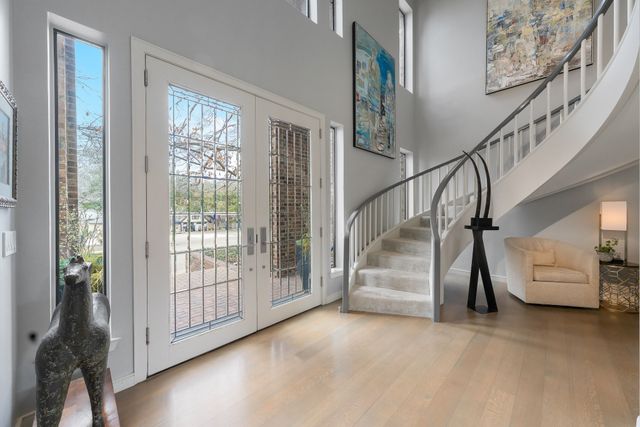 16037 Chalfont Circle, Dallas, TX 75248