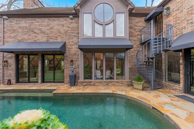 16037 Chalfont Circle, Dallas, TX 75248