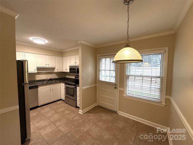 3722 Park Road E, Charlotte, NC 28209