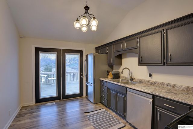 6310 N 108th Avenue Circle, Omaha, NE 68164