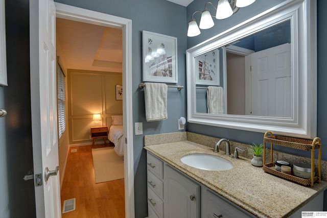 6310 N 108th Avenue Circle, Omaha, NE 68164