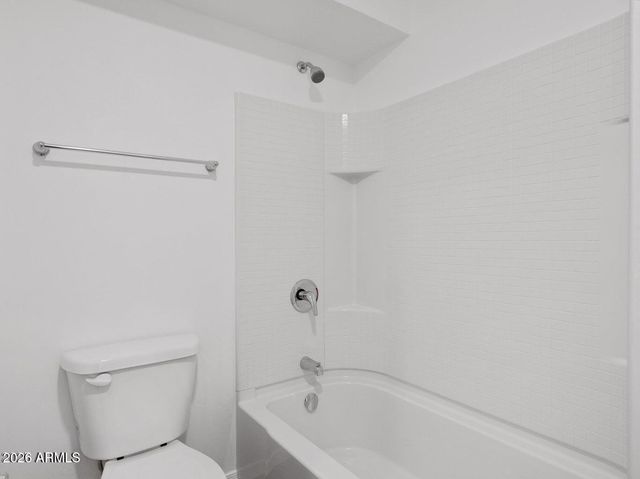 12570 N COTTON Lane 103940, Surprise, AZ 85388