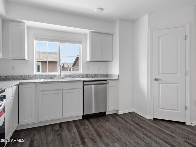 12570 N COTTON Lane 103940, Surprise, AZ 85388