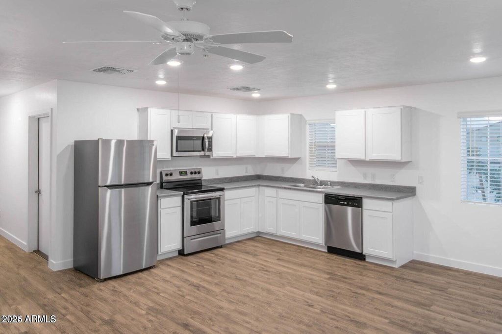 12570 N COTTON Lane 103940, Surprise, AZ 85388 — photo 2