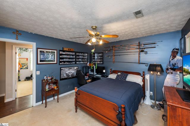 313 Shagbark Circle, Simpsonville, SC 29680