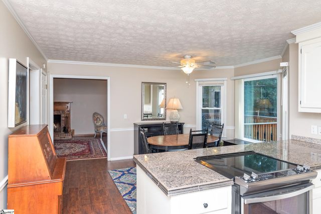 313 Shagbark Circle, Simpsonville, SC 29680