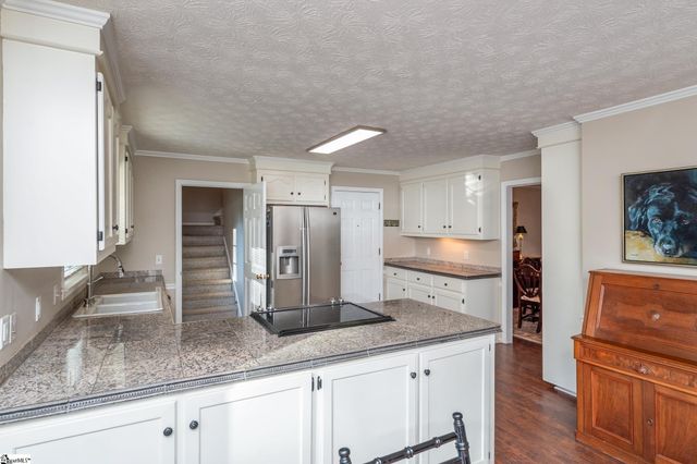313 Shagbark Circle, Simpsonville, SC 29680