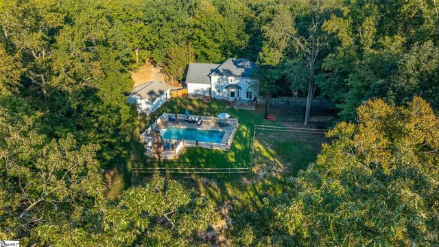 313 Shagbark Circle, Simpsonville, SC 29680