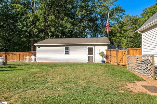 313 Shagbark Circle, Simpsonville, SC 29680