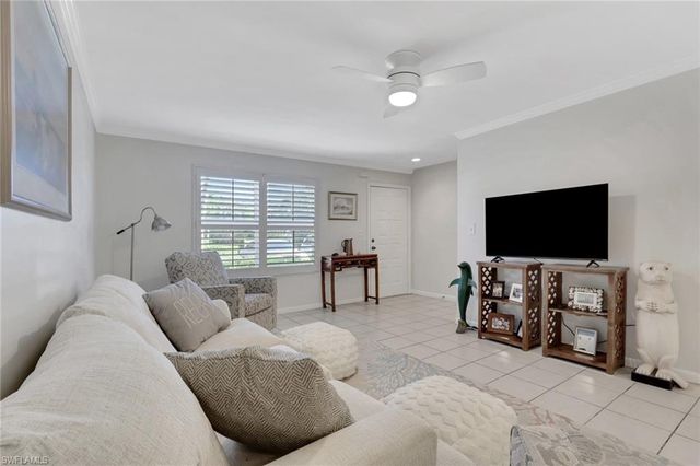 731 Elkcam CIR B113, Marco Island, FL 34145