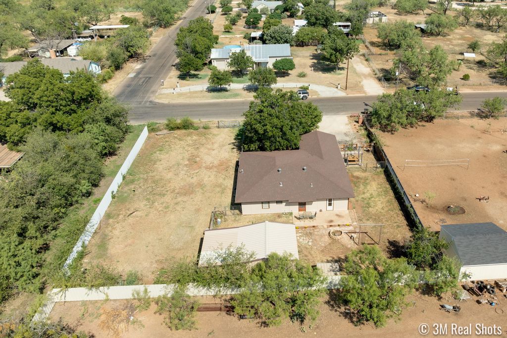 Image 42 of property listing at 349 W 34th Street, San Angelo, TX 76903