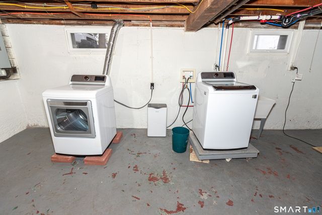 99 Jordan Lane, Wethersfield, CT 06109