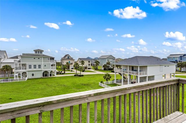 4114 Courageous Lane, Galveston, TX 77554