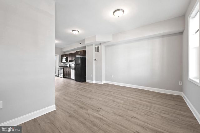 665 DUMBARTON AVE, Baltimore, MD 21218