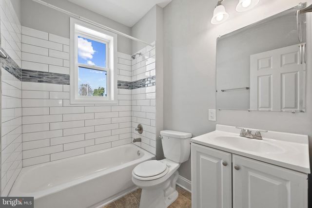 665 DUMBARTON AVE, Baltimore, MD 21218