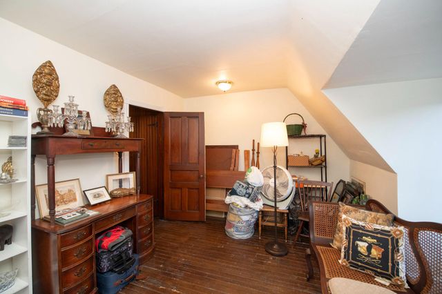 8411 SHAWNEE ST, Philadelphia, PA 19118