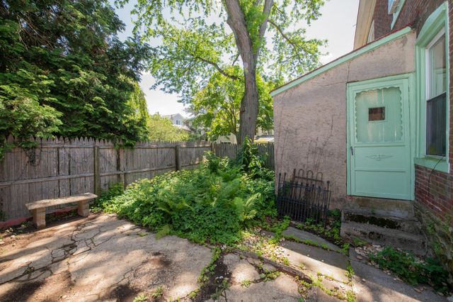 8411 SHAWNEE ST, Philadelphia, PA 19118