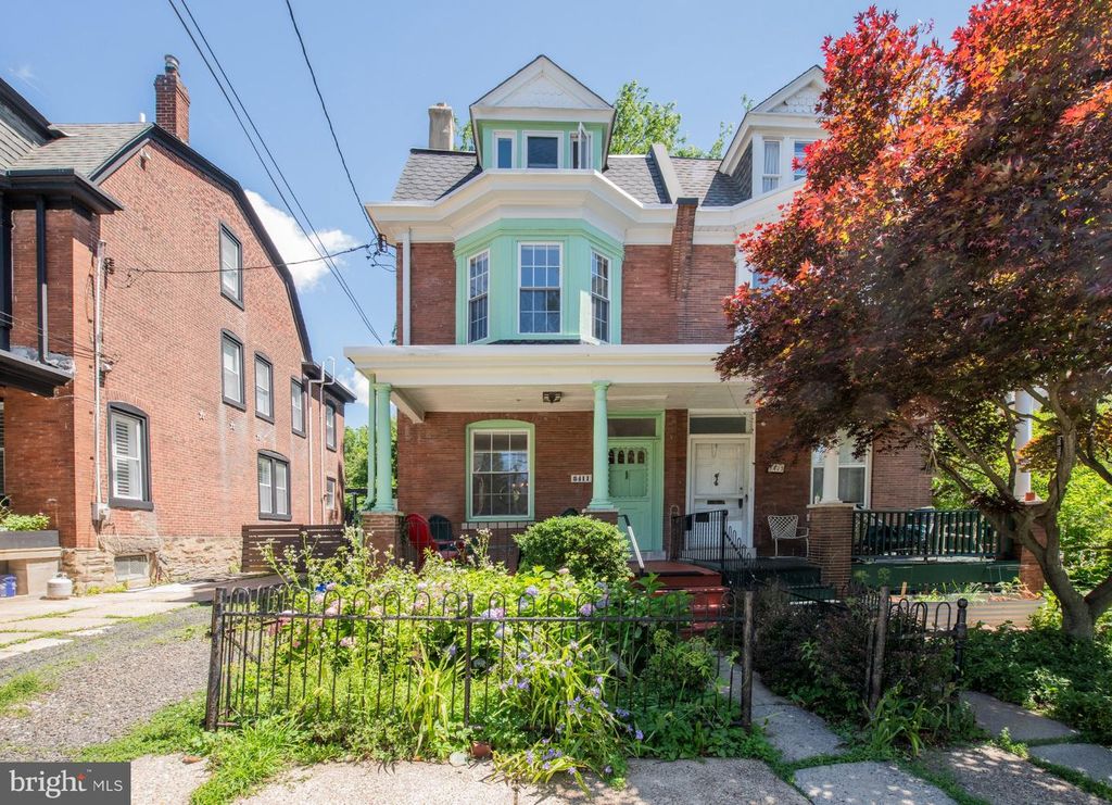 8411 SHAWNEE ST, Philadelphia, PA 19118