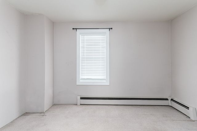 25 Prospect St, Ware, MA 01082