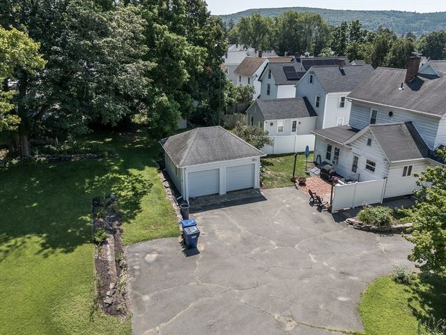 25 Prospect St, Ware, MA 01082