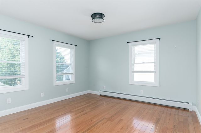 25 Prospect St, Ware, MA 01082