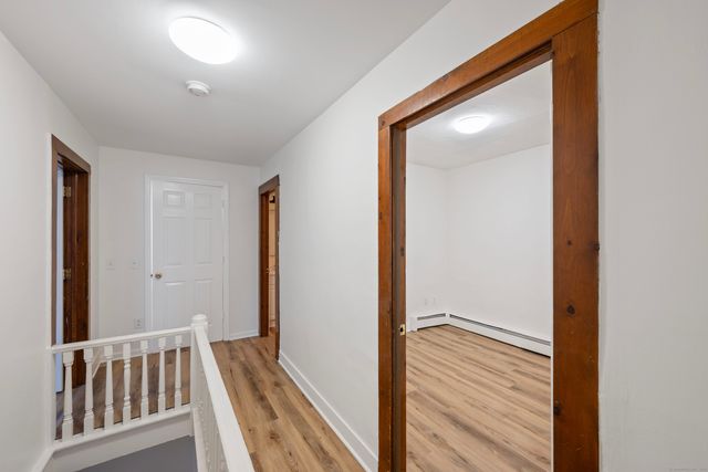 36 Woodbridge Street, Manchester, CT 06042