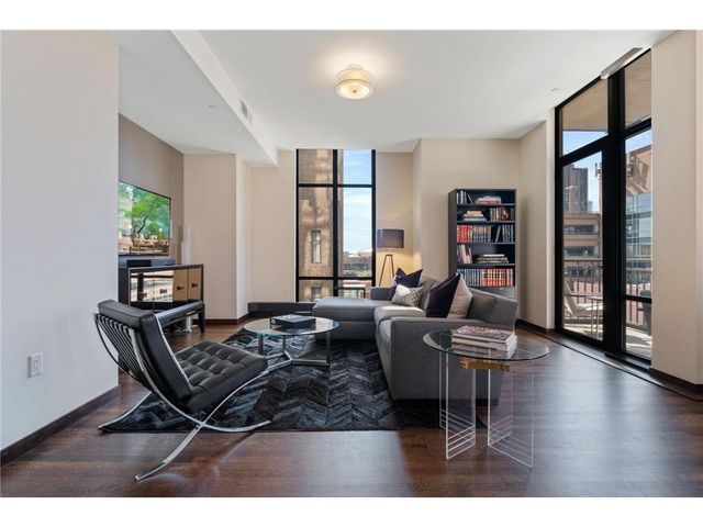 201 S 11th Street 500, Minneapolis, MN 55403