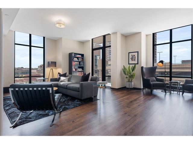 201 S 11th Street 500, Minneapolis, MN 55403