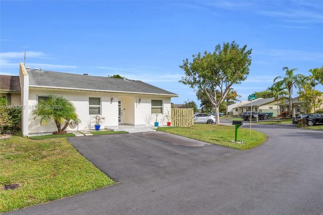 12321 SW 114th Ter, Miami, FL 33186