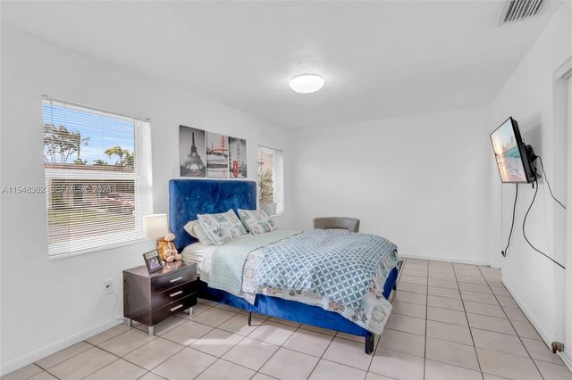 12321 SW 114th Ter, Miami, FL 33186