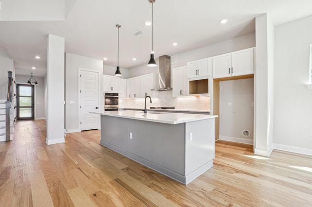 16825 Roselin DR, Austin, TX 78738