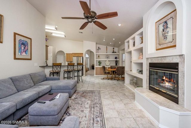 711 Canyon Verde, Las Cruces, NM 88011
