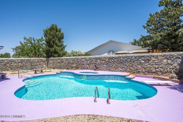 711 Canyon Verde, Las Cruces, NM 88011