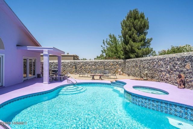 711 Canyon Verde, Las Cruces, NM 88011