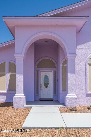 711 Canyon Verde, Las Cruces, NM 88011