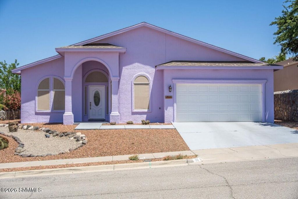 711 Canyon Verde, Las Cruces, NM 88011