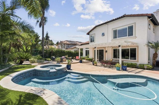 6658 Towhee Lane, Carlsbad, CA 92011