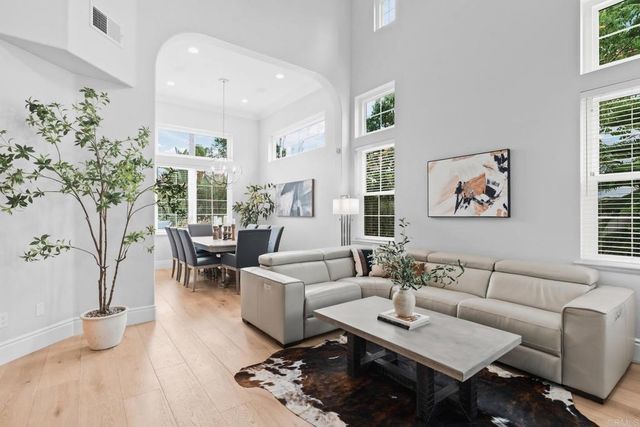 6658 Towhee Lane, Carlsbad, CA 92011
