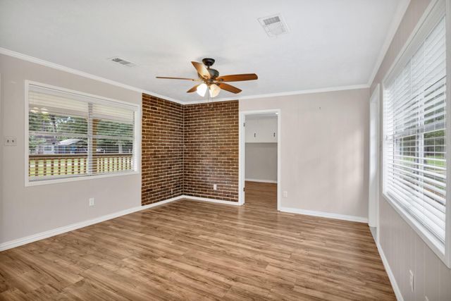 10863 Autumn Lane, Cleveland, TX 77328