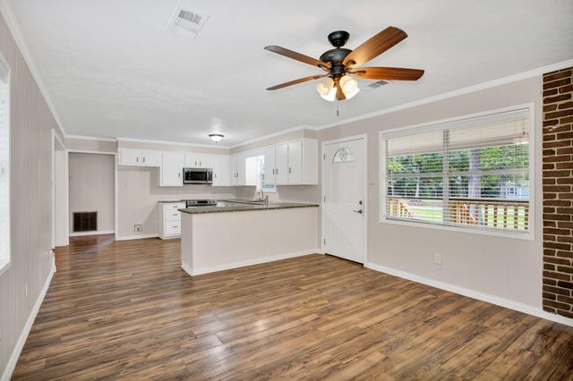 10863 Autumn Lane, Cleveland, TX 77328